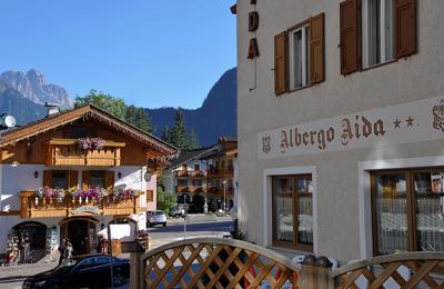 Foto Albergo Aida ** Pozza Di Fassa