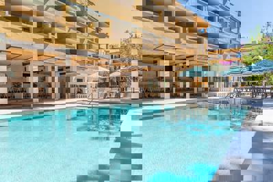 Aparthotel Flor Los Almendros