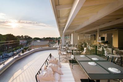 Foto Neikos Luxury Suites *** Chaniotis