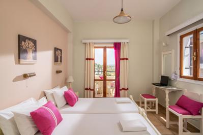 Foto Semiramis Malia