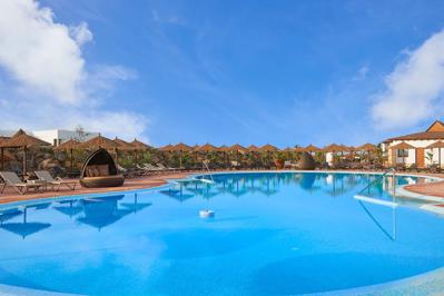 Hotel Melia Llana Beach Resort en Spa
