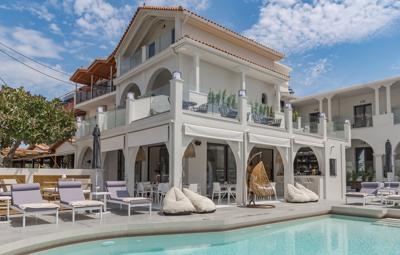 Nikon Boutique Hotel
