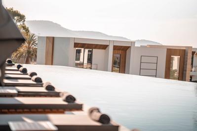 Foto Hotel The Norm Collection Doora **** Torba