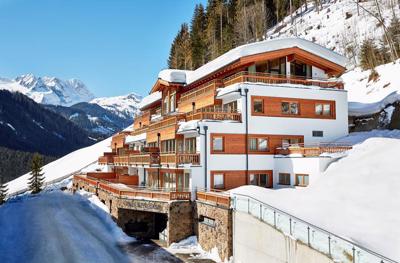 Hotel Alpine Estate