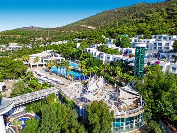 Hotel Blue Dreams Resort and Spa