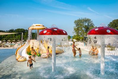 Foto Aminess Holiday Homes Maravea Camping Resort **** Novigrad