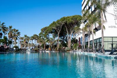 Foto Royal G MAX ***** Golem