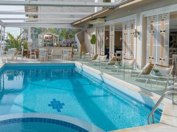 Hotel Secret Paradise