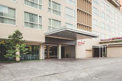 Foto Movenpick Suriwongse Hotel Chiang Mai **** Chiang Mai