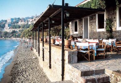Foto Olive Press *** Molyvos