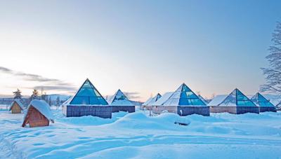 Aurora Pyramid Glass Igloos