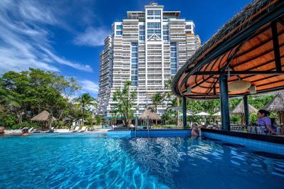 Foto Andaman Beach Suites **** Patong Beach