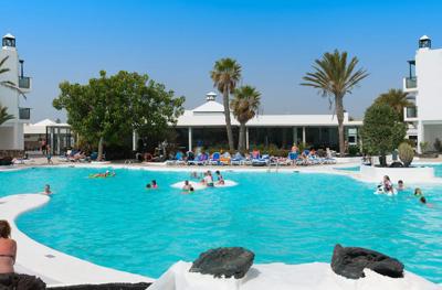 Foto Aparthotel El Trebol *** Costa Teguise