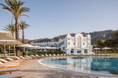 Foto Falkensteiner Resort Capo Boi ***** Villasimius