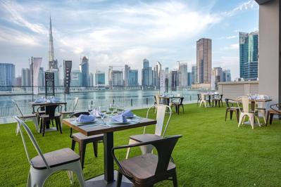 Foto Hotel Canal Central ***** Dubai