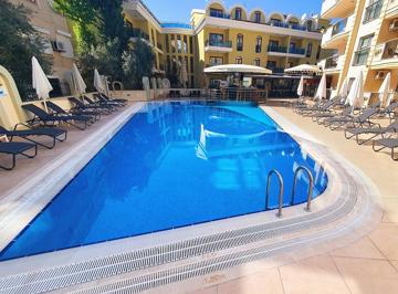 Appartement Club Karakas