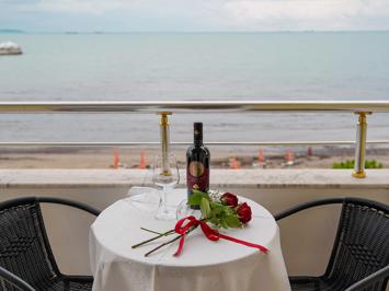 Foto Edart **** Durres
