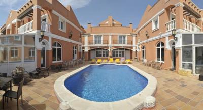 Foto Lloyds Beach Club *** Torrevieja