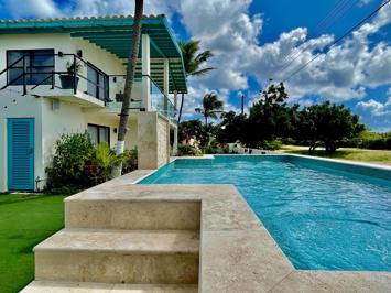Vistalmar Ocean View Apartments