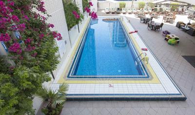 Foto Novel Hotel City Center **** Abu Dhabi