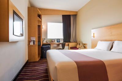 ibis Muscat