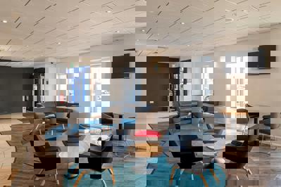 Foto Hotel Holiday Inn Express Newcastle Gateshead **** Newcastle Upon Tyne