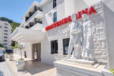 Foto en SPA Montenegrina **** Rafailovici