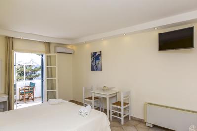 Foto Hotel Golden Coast ** Agios Prokopios