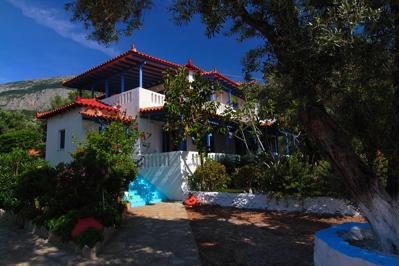 Foto White Rock Apartments *** Kambos Votsalakia