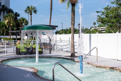 Foto Holiday Inn en Suites Across From Universal *** Orlando