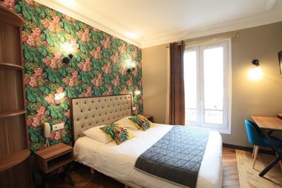 Le Baldaquin Excelsior