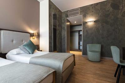 Foto King Mokinba **** Milaan