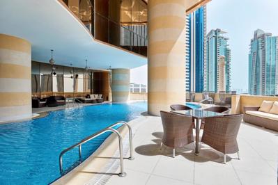 Foto Crowne Plaza Doha West Bay ***** Doha