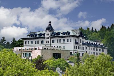 Hotel Chateau Monty Spa Resort