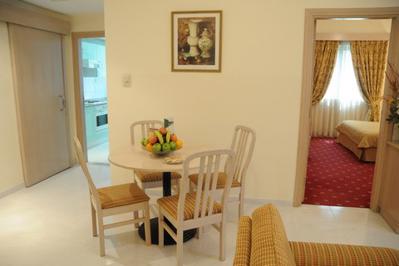 Foto West Zone Pearl Hotel Apartment *** Dubai