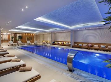 Foto Doubletree by Hilton Istanbul Tuzla **** Tuzla