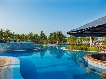 Resort ASTON Costa Verde Beach