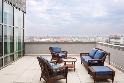 Foto Hilton Garden Inn Long Island City Queensboro Bridge *** New York City