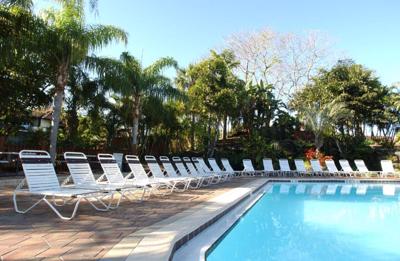 Hotel Park Shore Resort