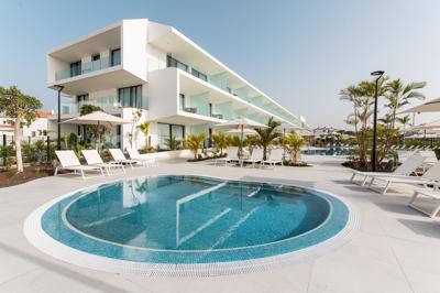 Foto Amarilla Golf Residences ***** Golf Del Sur