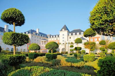 Foto Dream Castle Fabulous Hotels Group **** Magny Le Hongre