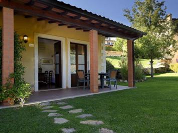 Foto Borgo Magliano Garden Resort **** Magliano In Toscana