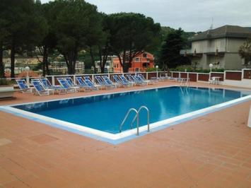Foto Residence I Morelli *** Pietra Ligure