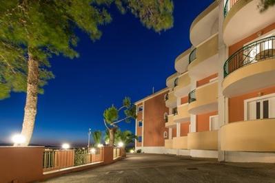Foto Balcony Boutique ** Tsilivi