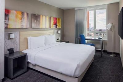 Hotel Doubletree by Hilton Suites New York City Times Square