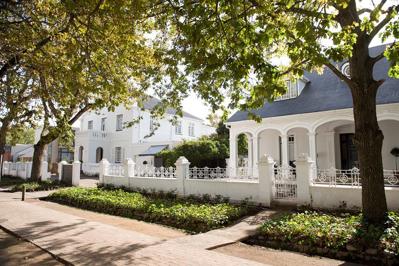 River Manor Boutique Hotel