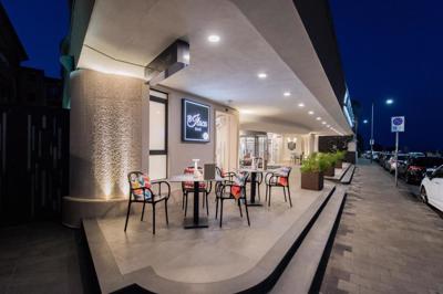 Foto Hotel Grand Hotel Faraglioni **** Aci Trezza