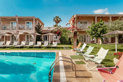 Foto Aeolos Boutique Hotel en Suites **** Kalamaki