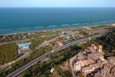 Foto Villaggio Turistico Camping Verde Mare **** Marina Palmense
