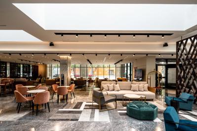 Foto Giralda Center **** Sevilla